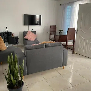 Hermoso Con Piscina Y Ascensor. Apartamento