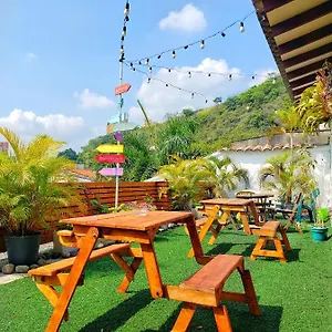 Casa de hóspedes Roof, Cali